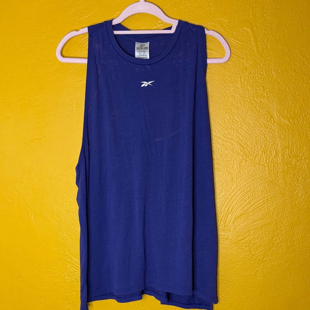 Reebok Blue Athletic Tank. Open slit in back, beautiful print on fabric 2X 18-20